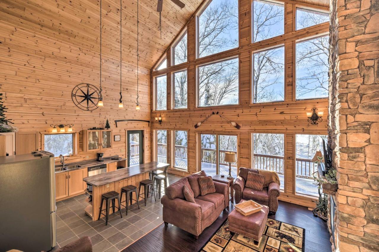 Scenic Hayward Lake View Retreat With Fire Pit Eksteriør bilde