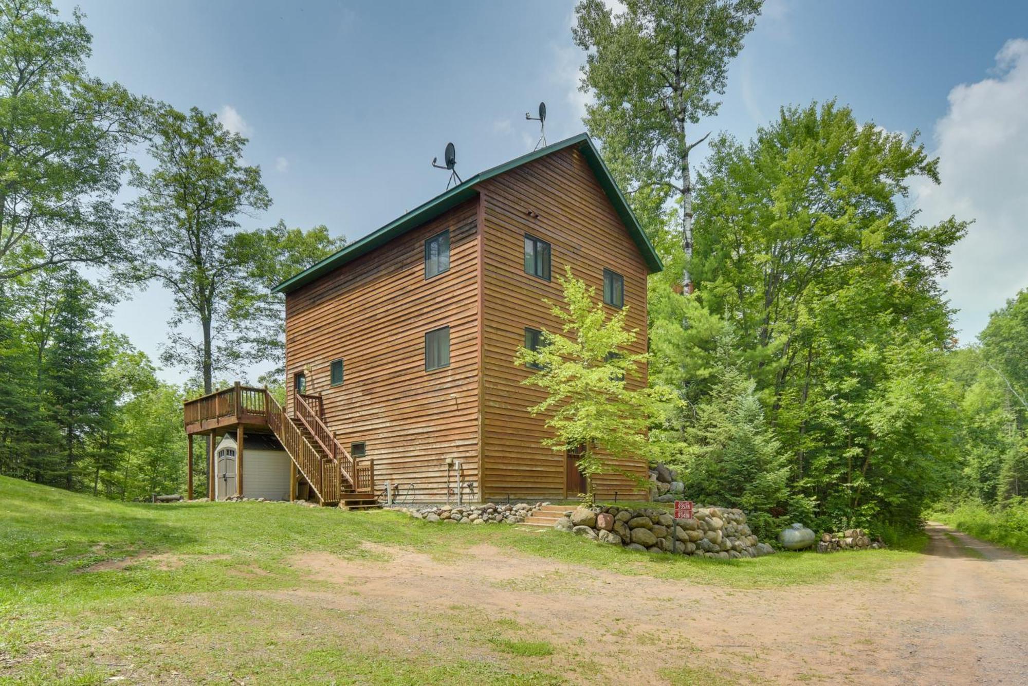 Scenic Hayward Lake View Retreat With Fire Pit Eksteriør bilde