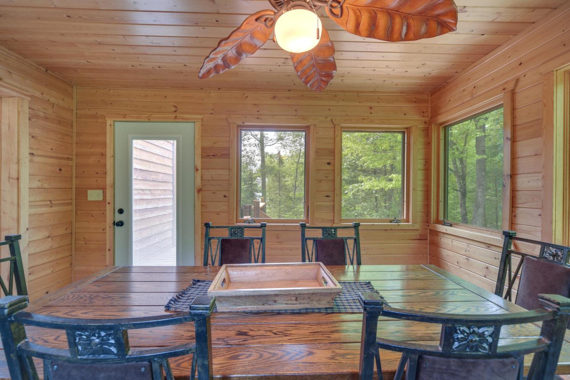 Scenic Hayward Lake View Retreat With Fire Pit Eksteriør bilde